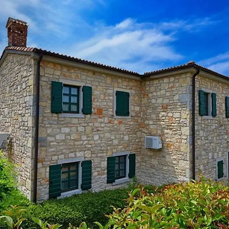 Blueview Falcaria Hotell